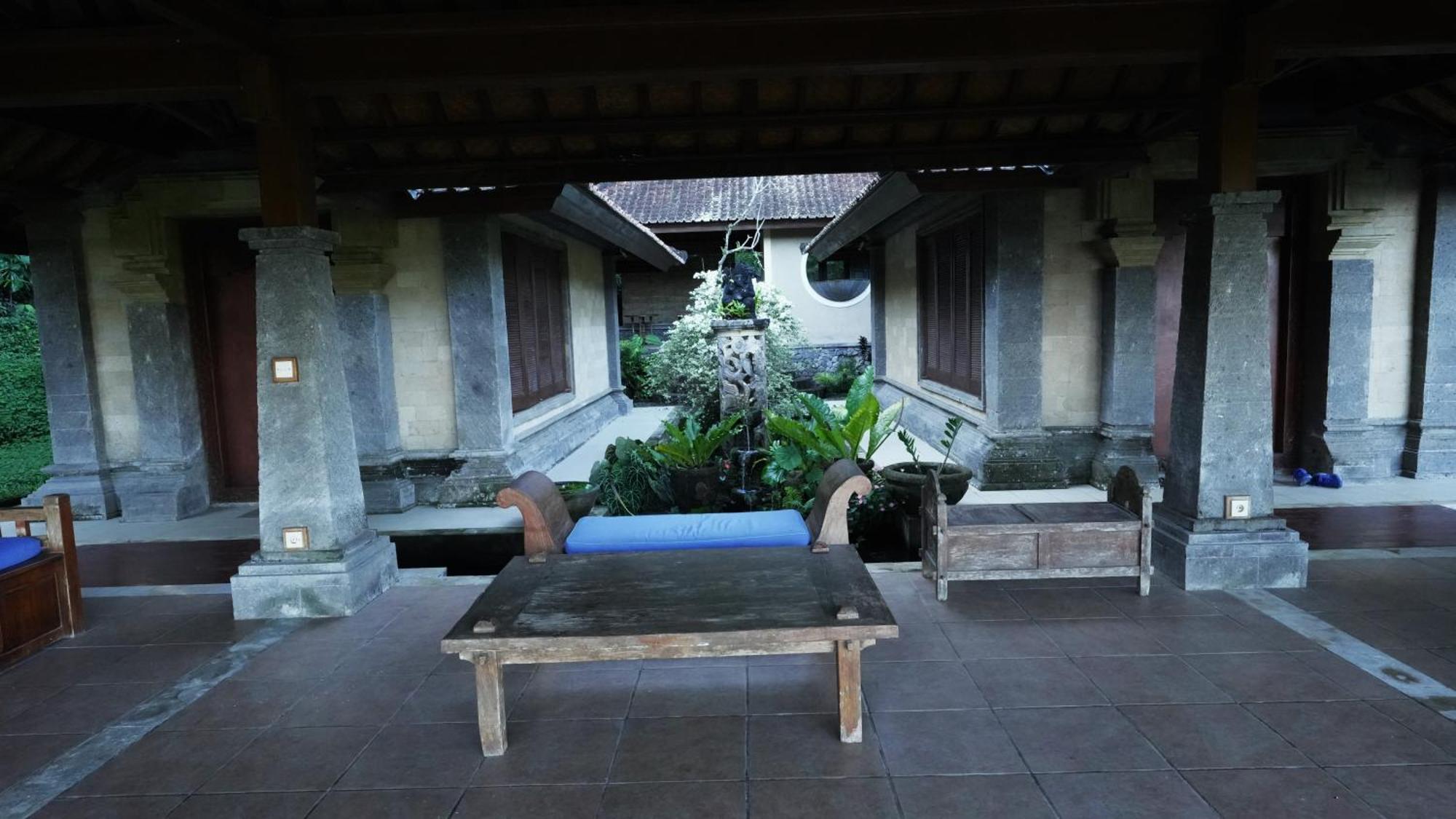 The Sangkih Villa Restaurant & Bar Munduk  Exterior photo